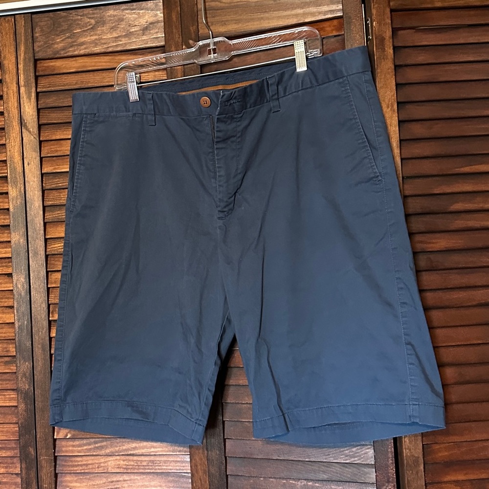 NWOT Men's Tommy Bahama Navy Blu Chino Shorts - Picture 4 of 5